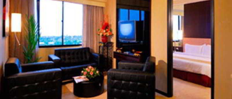 Borneo Royale Hotel Tawau Ngoại thất bức ảnh
