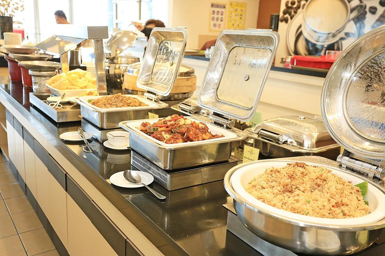 Borneo Royale Hotel Tawau Ngoại thất bức ảnh