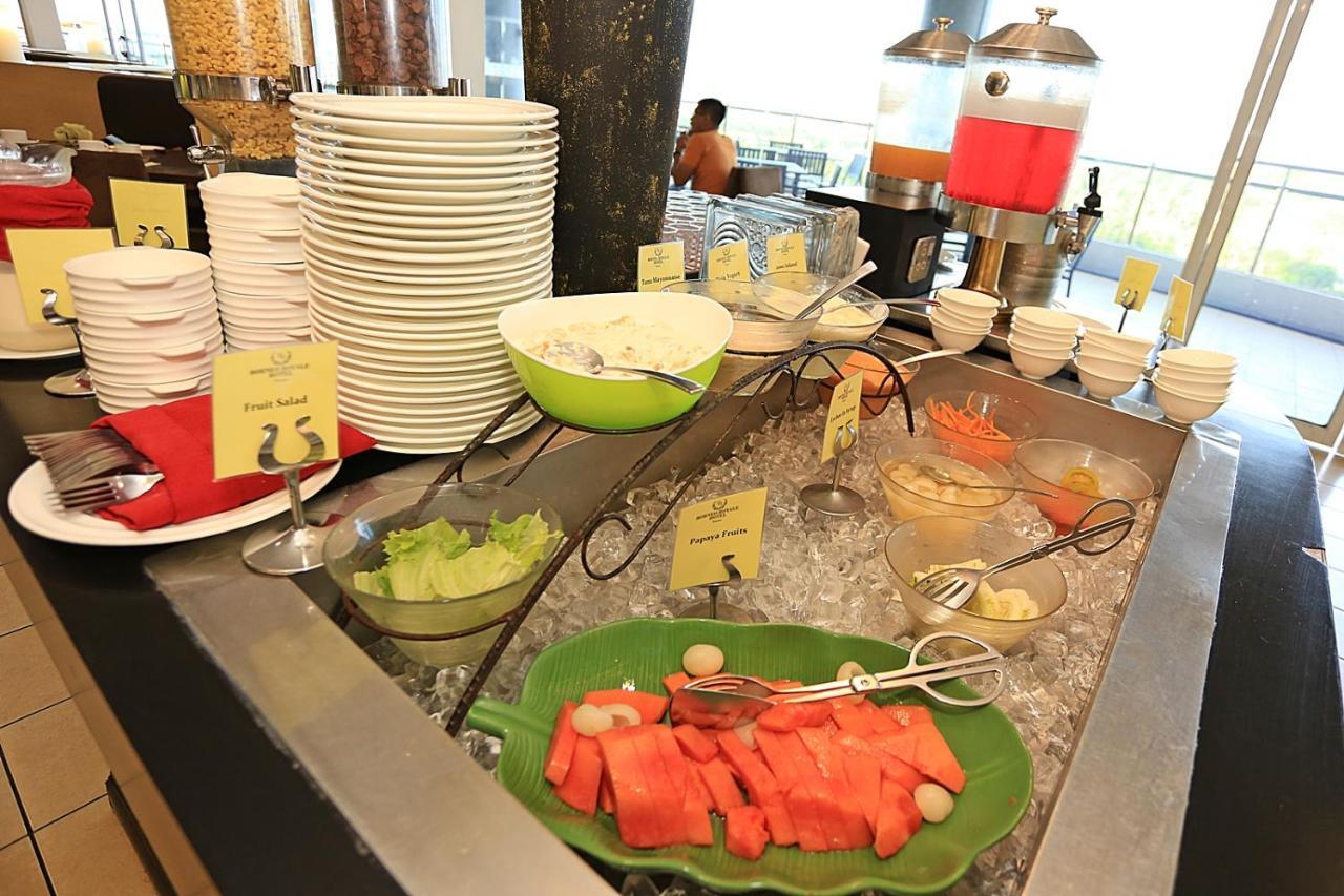 Borneo Royale Hotel Tawau Ngoại thất bức ảnh